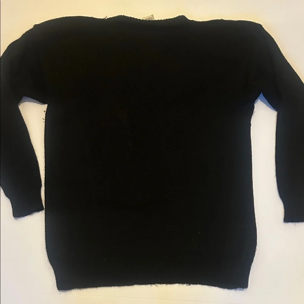 Floral Black Sweater - Picture 6 of 7